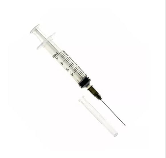 Шприц трехкомпонентный 5 мл, игла Luer 22G (0,70х40мм), 100 шт.